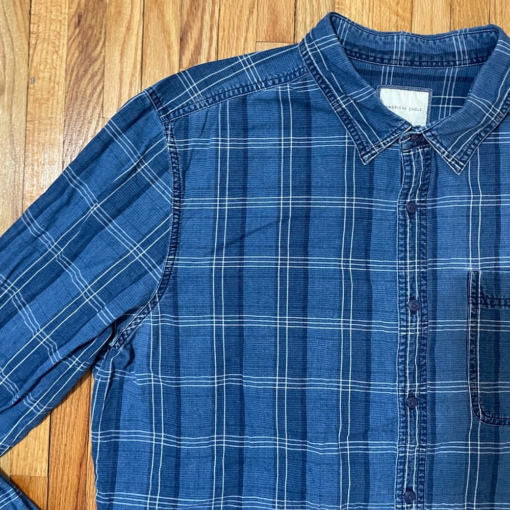 AMERICAN EAGLE Plaid Button-down - image 4